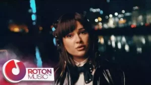 Bulevard Lyrics - Aria Moon