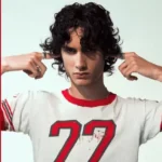 come closer Lyrics – sombr | from “I Barely Know Her”