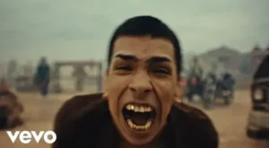 Bajo De La Piel Lyrics - Milo j