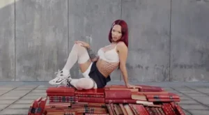 TURR0LOGIA Lyrics - La Joaqui