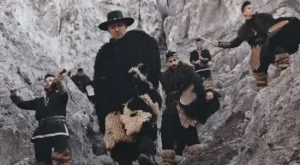 Pielea mea Lyrics - F.Charm (feat. Nea Fane Dumitrache)