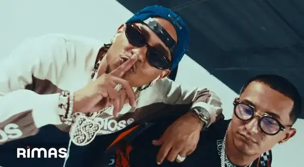 Un Kiss (Remix) Lyrics - Fronti & Ozuna